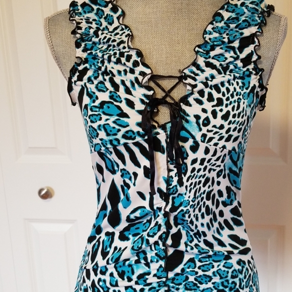 Top - Picture 2 of 8